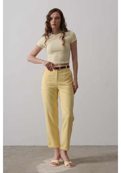Moderie Butik Kemerli Havuç Pantolon - Sarı Sarı