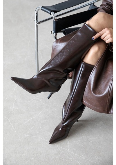Wolk Shoes Dark Kadın Salaş Kesim Kırışık Deri Çizme Kahverengi - 939944617 Kahverengi