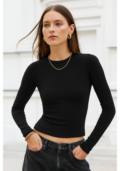 Rich Kadın Siyah Bisiklet Yaka Esnek Kumaşlı Vücuda Oturan Slim Fit Uzun Kollu Crop Body Siyah