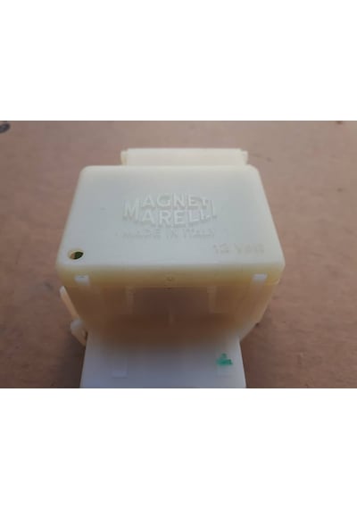 Tempra Tipo Ön Silecek Motor Röleli Kapak 9942156 79257001