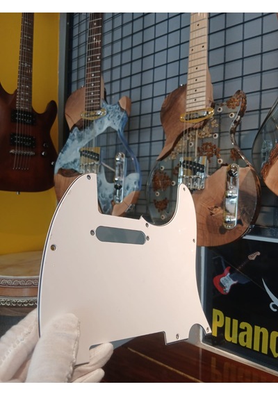 Telecaster Pickguard Beyaz Renk 3 Katlı 8 Delik