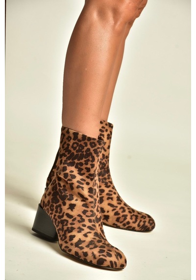 Fox Shoes Z920234002 Leopar Süet Kalın Topuklu Kadın Bot Kahverengi