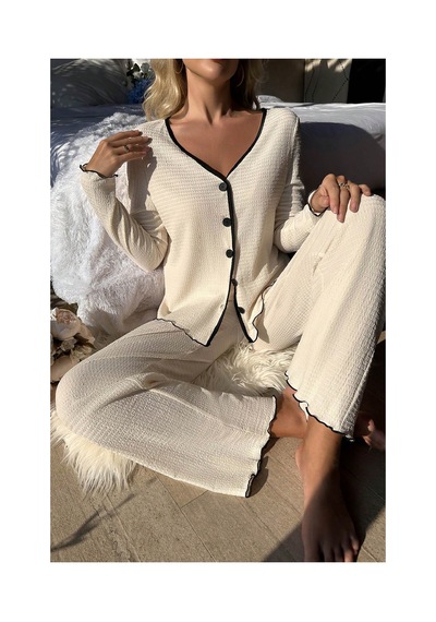 I-moda Kadın Beyaz Örme Kumaş V Yaka Düğmeli Rahat Şık Pijama Takımı