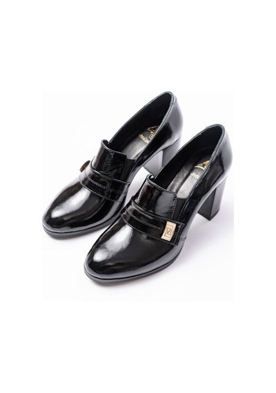 Analin Shoes Kadın Hakiki Deri Toka Detaylı Klasik Topuklu Ayakkabı Siyah