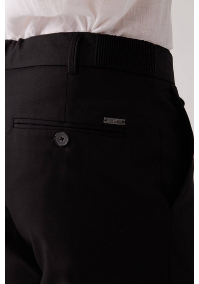 Erkek Siyah Yazlık Jogger Yan Cep Pantolon
