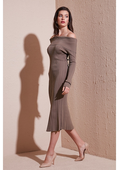 Lela Premium Fitilli Carmen Yaka Slim Fit Midi Boy Triko Bayan Elbise 680El00033 Vizon Lela Premium Fitilli Carmen Yaka Slim Fit Midi Boy Triko Bayan Elbise 680El00033 Vizon