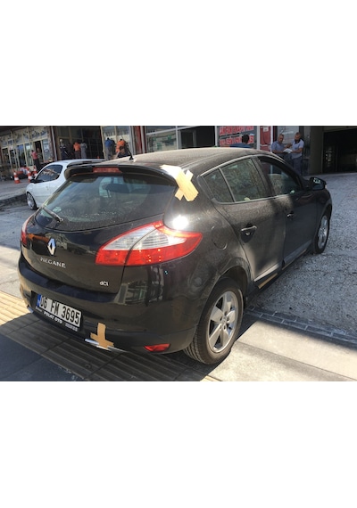 RENAULT MEGANE 3 SPOYLER Fiber Boyasız