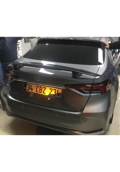 Corolla Uyumlu 2019 Cam Üstü Spoiler 7D Karbon