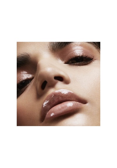 Fenty Beauty Gloss Bomb Universal Lip Luminizer Dudak Parlatıcısı - Carest Cosmetic 1