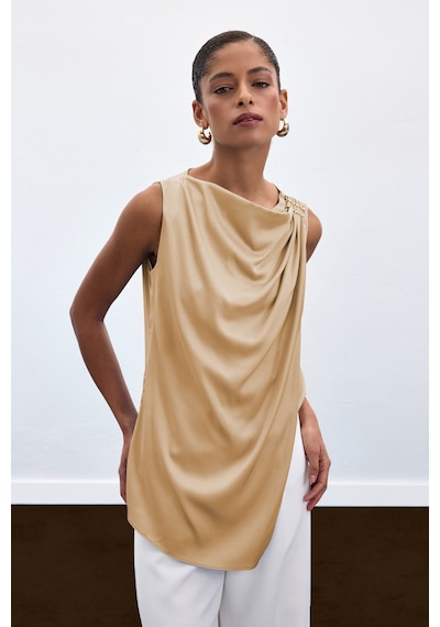 Sateen Aksesuar Detaylı Kolsuz Bluz - Camel-136918 CAMEL