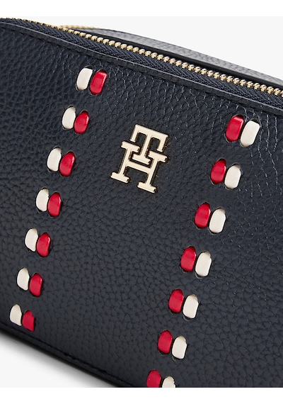 Tommy Hilfiger Kadın Çakıl Tanesi Süslemeli Fermuarlı Çapraz Askılı Lacivert Omuz Çantası Aw0aw18153-dw6-12896 Mavi Tommy Hilfiger Kadın Çakıl Tanesi Süslemeli Fermuarlı Çapraz Askılı Lacivert Omuz Çantası Aw0aw18153-dw6-12896 Mavi