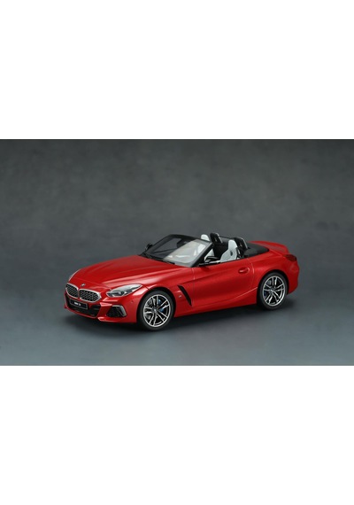 Meng Cs-005 1/24 Ölçek, Bmw Z4 M40i, Plastik Model Kiti