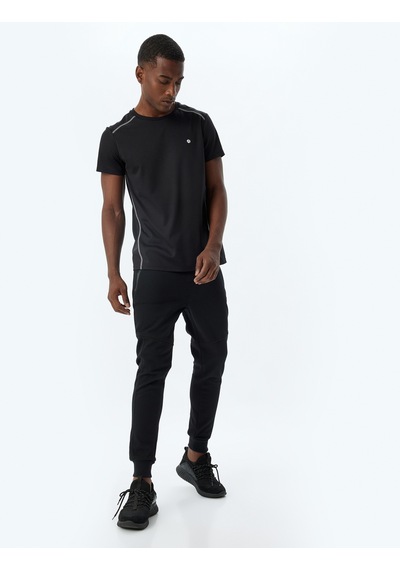 Koton Spor Eşofman Altı Jogger Beli Bağcıklı Dikiş Detaylı Cepli Pamuk Karışımlı Siyah 5wam40095nk Siyah Koton Spor Eşofman Altı Jogger Beli Bağcıklı Dikiş Detaylı Cepli Pamuk Karışımlı Siyah 5wam40095nk Siyah