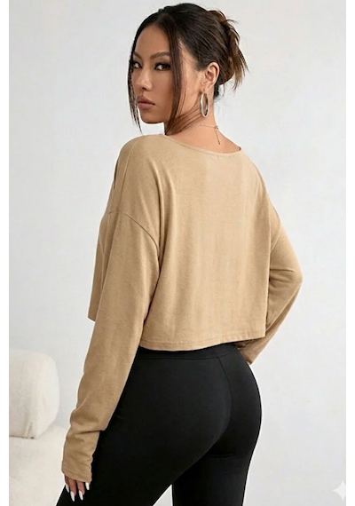 Kadın Düşük Omuz Kayık Yaka Oversize Uzun Kollu Crop T-shirt Kahverengi