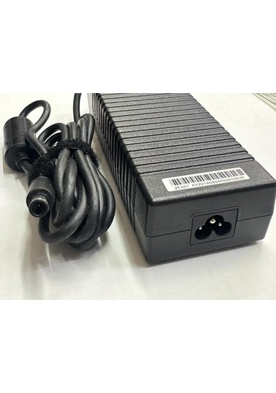 19.5 Volt 6.7 Amper 7.4 Mm 5.0 Mm Notebook Adaptörü 130 W