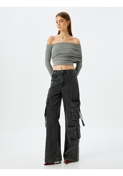 Koton Uzun Kollu Slim Fit Asimetrik Omzu Açık Madonna Yaka Crop Tişört Gri 5wak50098ek Gri
