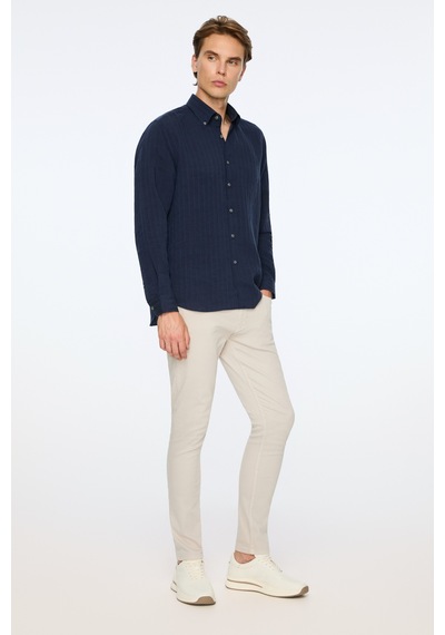 Morven Erkek Lacivert Liyosel Trend Çizgili Dinamik Fit Düğmeli Yaka Gömlek 26ms004032200 Lacivert Morven Erkek Lacivert Liyosel Trend Çizgili Dinamik Fit Düğmeli Yaka Gömlek 26ms004032200 Lacivert