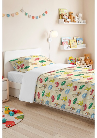 Evimde Bambaşka Ulaşım Temalı Sarı Erkek Çocuk Pike Takımı - Çizgi Araçlı Krem Bebek Odası Yatak Örtüsü - 160x220  CM
