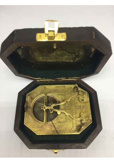 Ahşap Kutulu Pusula