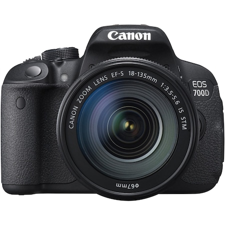 Canon EOS 700D 18-135 MM IS STM DSLR Fotoğraf Makinesi (İthalatçı Garantili)