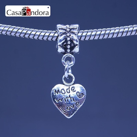 'Made With Love' Charm, Bileklik Uyumlu