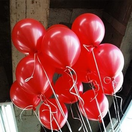 Kirmizi Beyaz Ucan Balon Demeti 25 Adet Magazadan