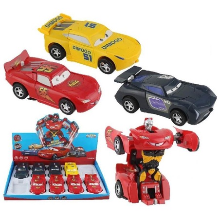Hem araba hem robot olan oyuncak