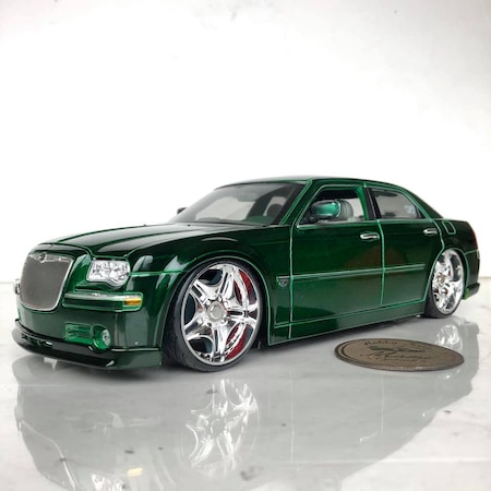 Custom Chrysler 300 >> 2005 Chrysler 300c Hemi Green Metallic Custom Shop 1 18 Olcek Custom Chrysler 300 >> 2005 Chrysler 300c Hemi Green Metallic Custom Shop 1 18 Olcek