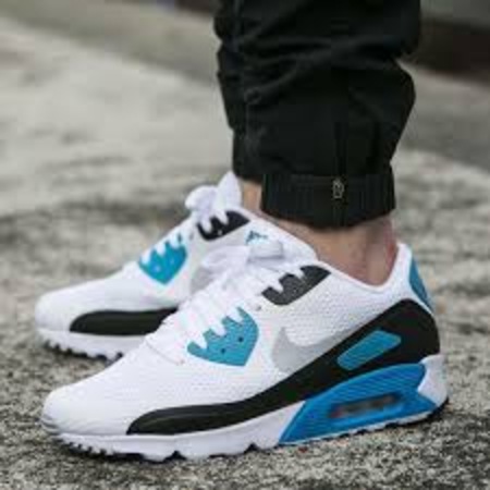 Nike Air Max 90 UltraF16 Essential ERKEK SPOR AYAKKABI 819474 101 Nike Air Max 90 UltraF16 Essential ERKEK SPOR AYAKKABI 819474 101