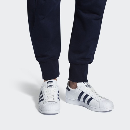 superstar cm8082