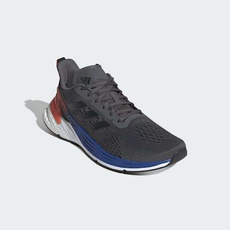 outlet nike puma adidas