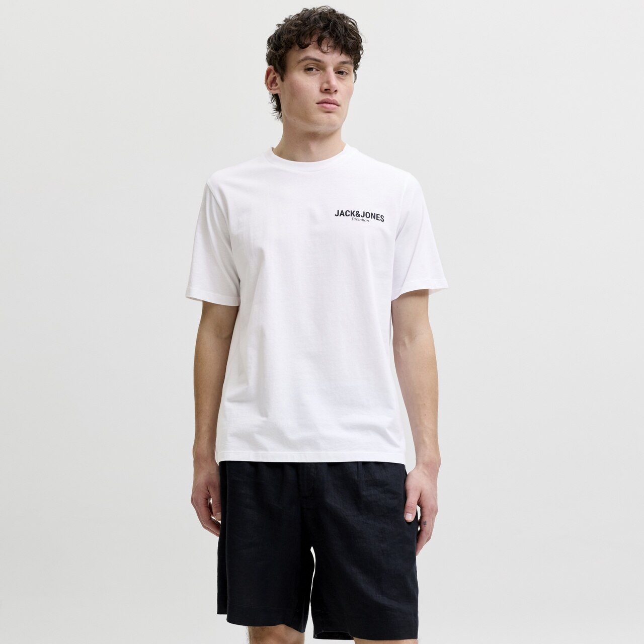 Jack & Jones Erkek Gögüs Baskili Sifir Yaka Kisa Kollu Tisört - Oscar - 12302469 Beyaz