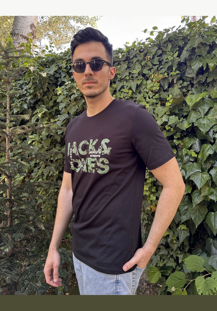 Jack & Jones 12215700 Techlogo Bisiklet Yaka Logolu Erkek Tişört Siyah Beyaz