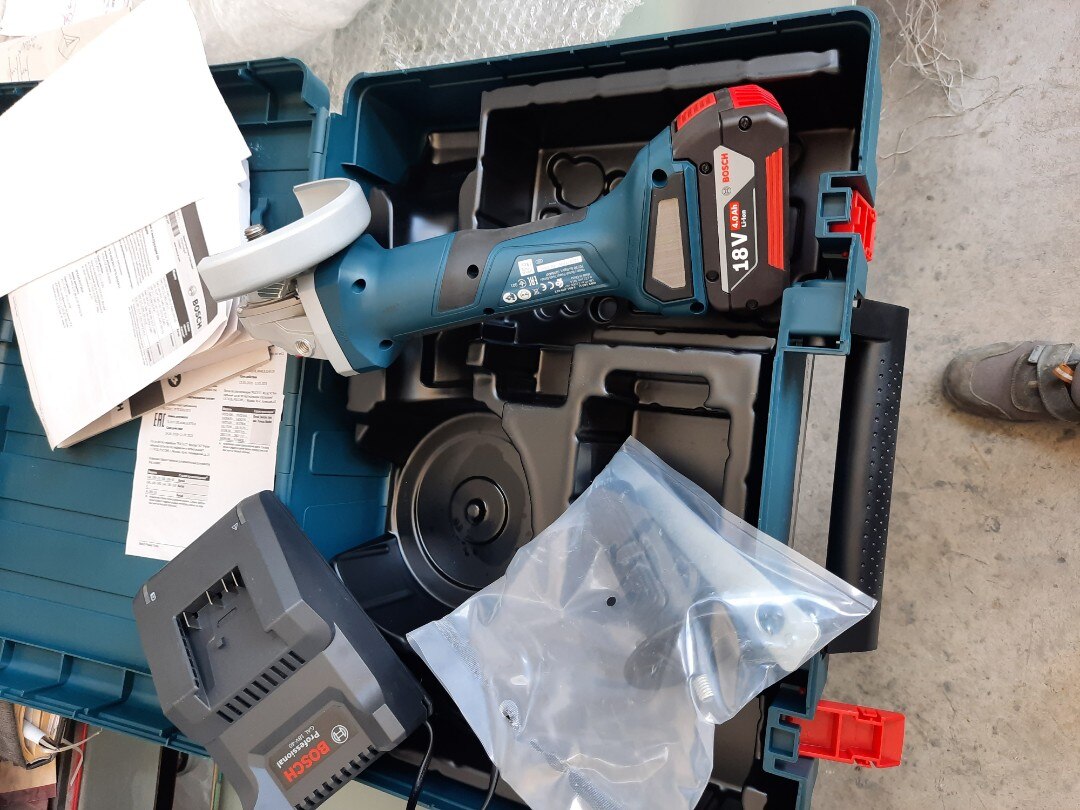 Bosch Professional GWS 180-LI 4.0 Ah Tek Akülü Taşlama Makinesi ...