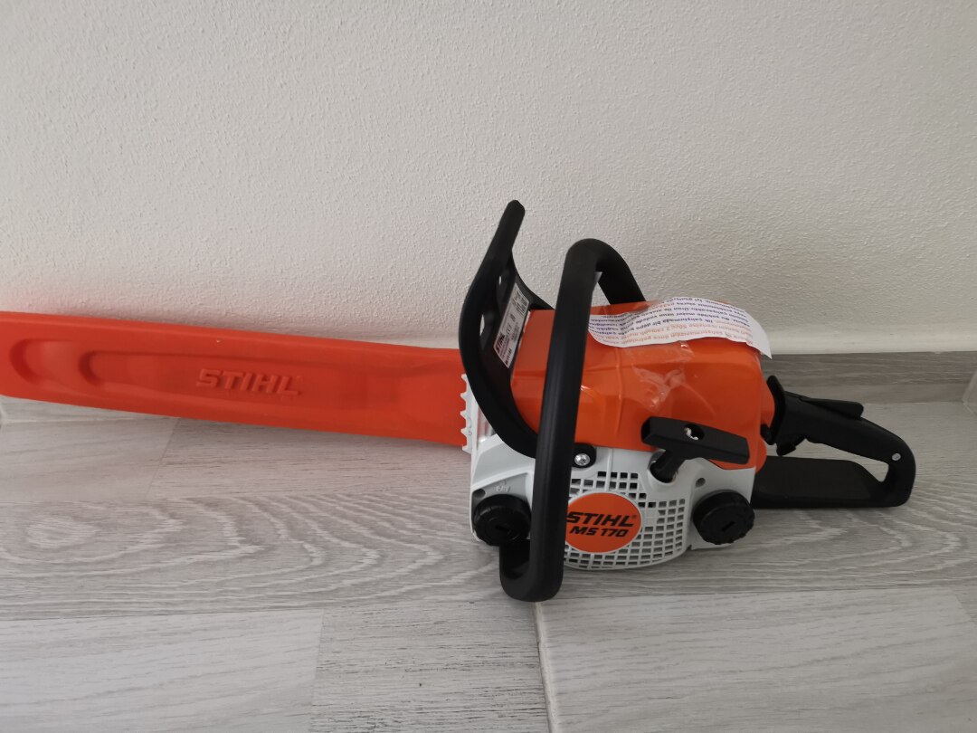 Бензопила stihl ms 170. Бензопила штиль мс 180. Пила штиль ms170. Ms 170. Бензопила штиль ms 170.