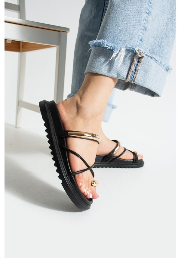 Resim Tatum Kadın Kahverengi Trend Çapraz Bant Rahat Tabanlı Altın Detaylı Parmak Arası Terlik - Sandalet Siyah 