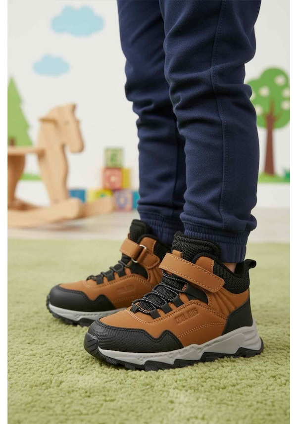 Resim Cool Taba Gri Cırtlı Erkek Çocuk Outdoor Bot Çok Renkli 