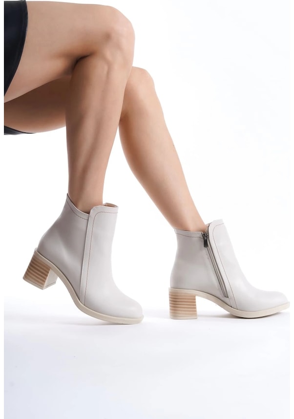 Resim Larıssa Fermuarlı Ortopedik Taban Topuklu Kadın Bot Ckt - Krem Krem 