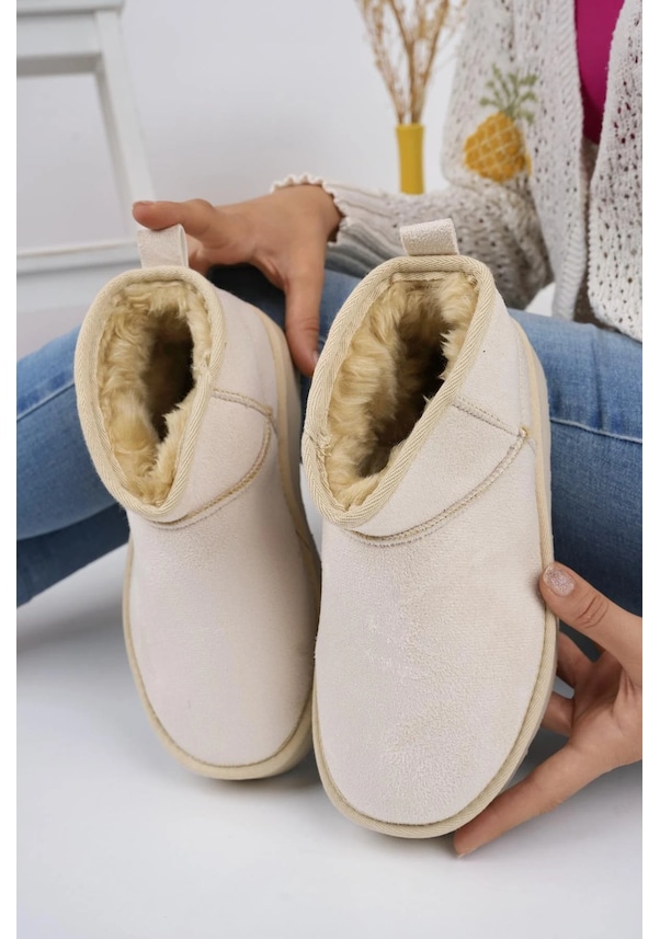 Resim Muggo Hug Kalın Taban İçi Tüylü Günlük Mini Yarım Kadın Bot 