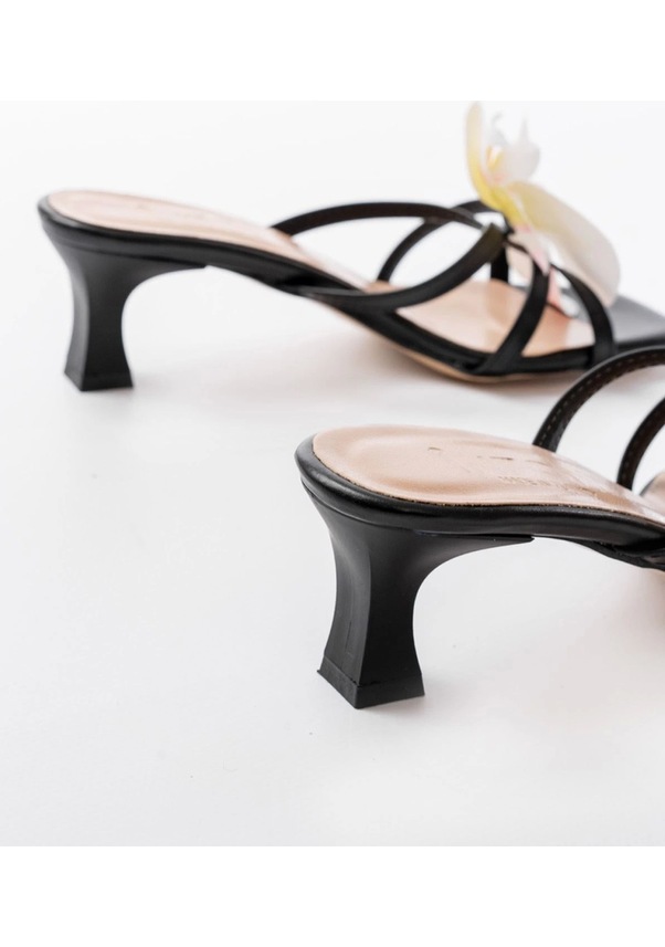 Resim S-622 Siyah Orkide Detaylı İnce Topuklu Kadın Terlik Siyah 