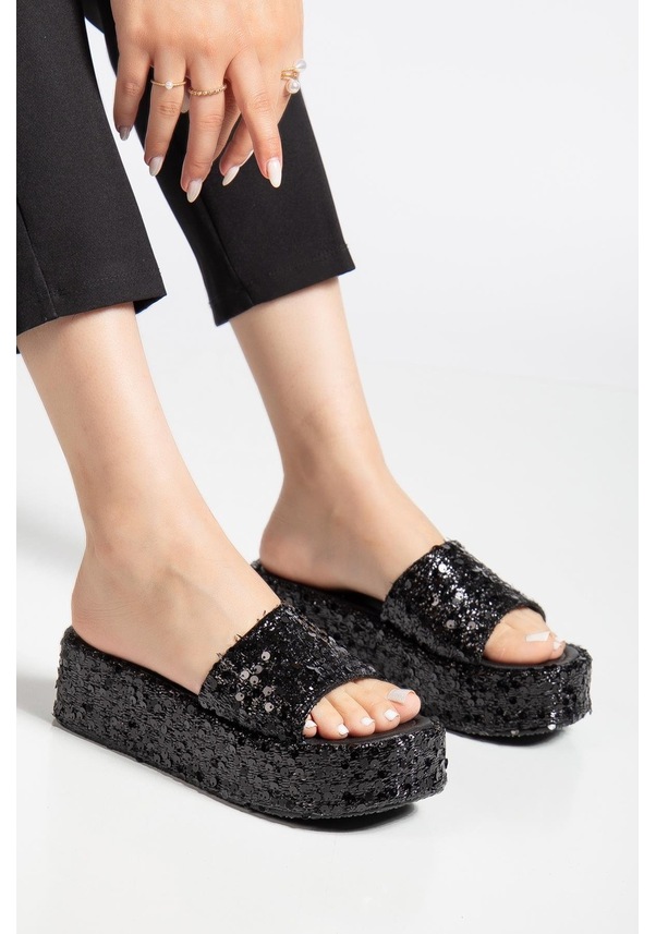 Resim Kadın Dolgu Topuk Terlik Siyah Pullu Kalın Tek Bant Kaplama Taban-4045 Siyah 