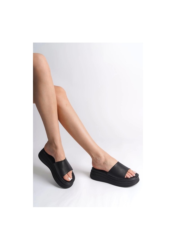 Resim Alıce Düz Topuklu Kalın Ve Ortopedik Taban Kadın Terlik St - Siyah Siyah 