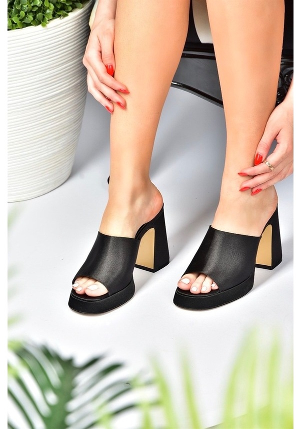 Resim Siyah Saten Kumaş Kalın Topuklu Kadın Terlik M570021204 