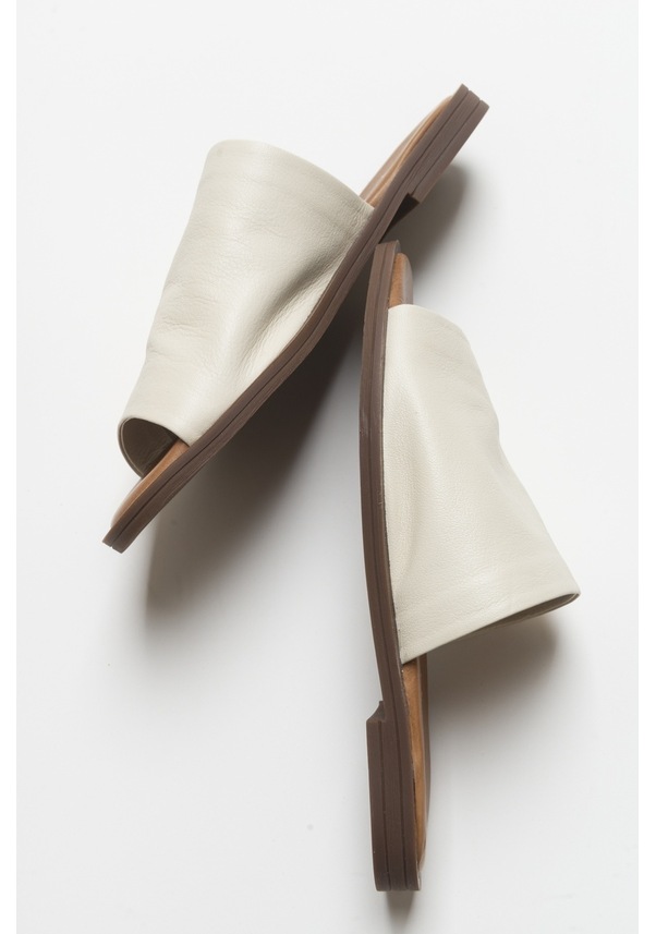 Resim Luvishoes Clau Bej Kadın Deri Terlik Bej 