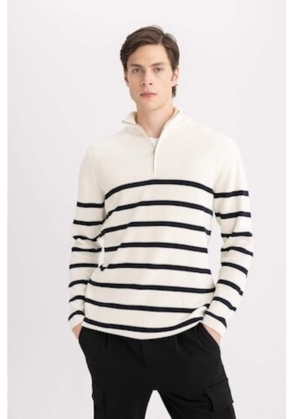 Defacto Erkek Kazaklarının Tasarımları