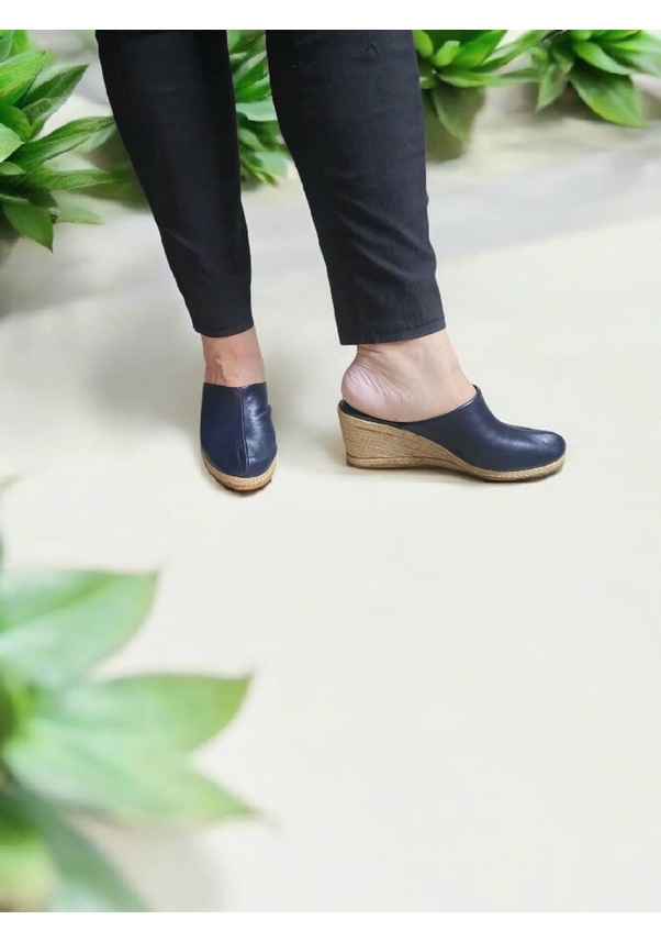 Resim Kadın Yumuşak Deri Rahat Taban Espadril Sabo Terlik Lacivert 