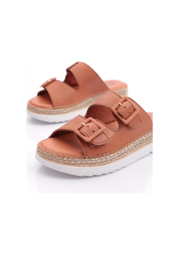 Resim Dgn 2039 Kadin Üstü Kemer Detayli Ayarlanabilir Terlik Taba 