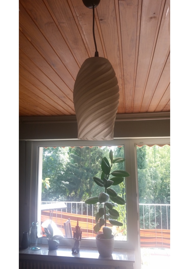 Resim Opencart Bükülmüş Vazo Abajur Sadece Plastik Aparattır 