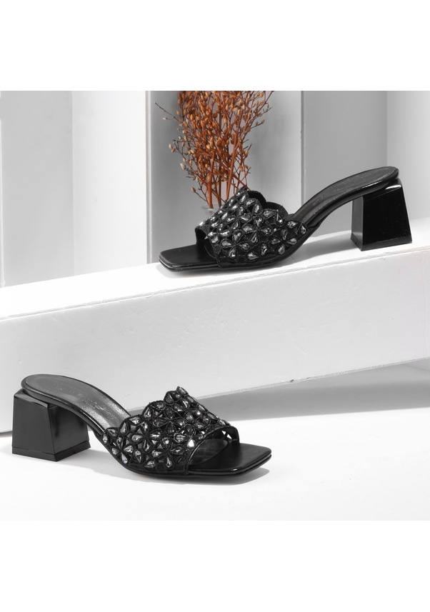 Resim Kadın Siyah Taş Detaylı Topuklu Terlik Siyah 