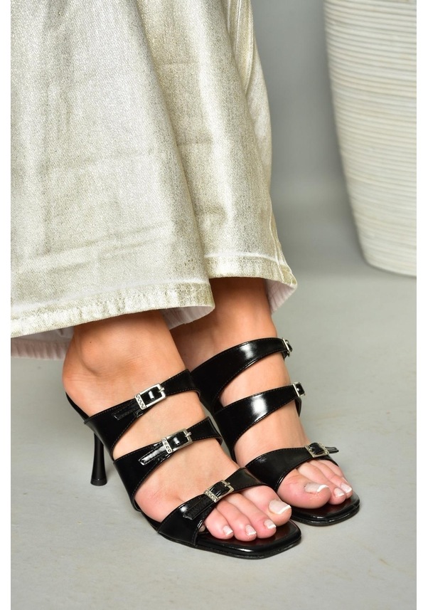 Resim Fox Shoes S518200409 Siyah İnce Topuklu Kadın Terlik Siyah 